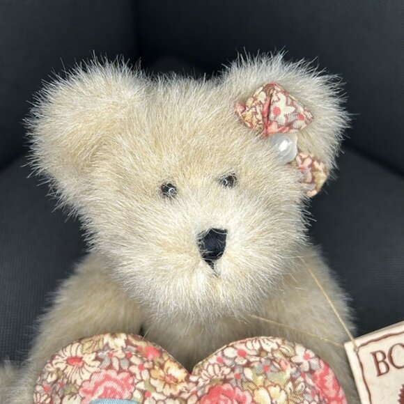 Boyds Granny B. Bear - Picture 2 of 8